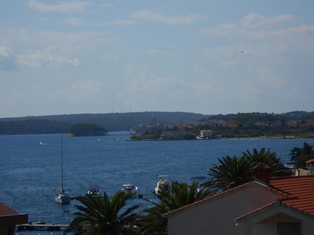Apartment Olive House Rab Barbat na Rabu Exteriér fotografie